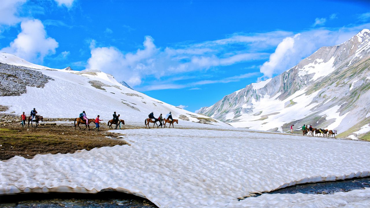Kashmir Holiday Tour